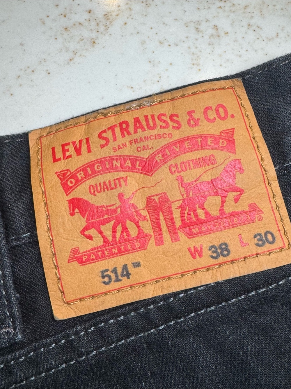 Levi's Men's Black Straight Jeans 38x30 - Picture 8 of 9